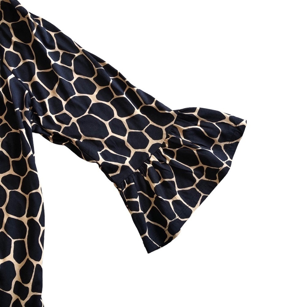 Michael Kors Flutter Sleeve Top Pullover Blouse Medium Black Khaki Giraffe-NWT - Picture 5 of 9